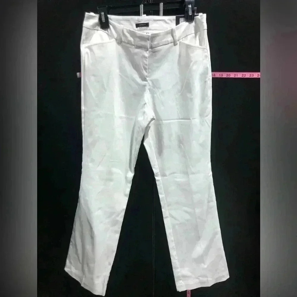 Worthington Modern fit, relax through hip & thigh,slash hip pockets trouser leg